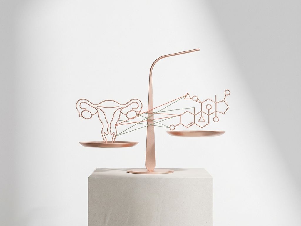 Rose gouden weegschaal met ovarium symbool en hormoon moleculen, wit achtergrond, hormonale balans concept